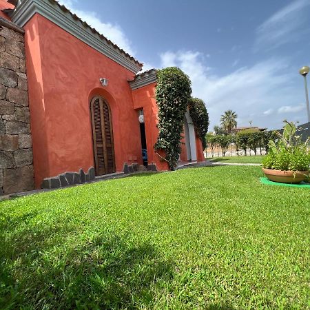 Villa Antonella サン・テオドーロ エクステリア 写真
